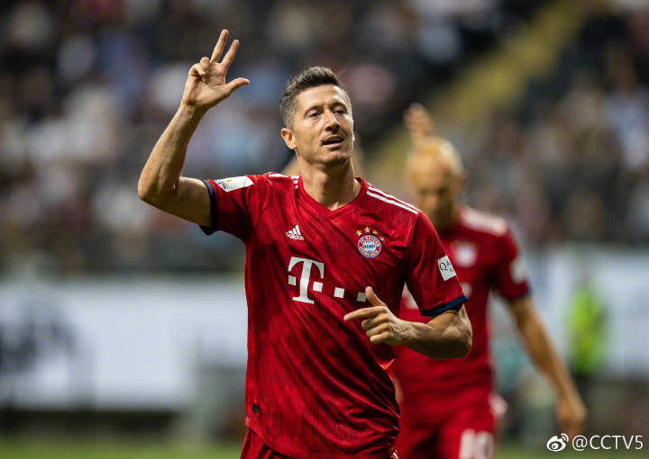 莱万多夫斯基最新消息